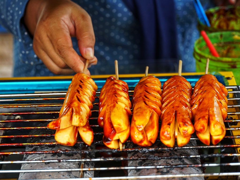 MEMBUAT SOSIS BAKAR